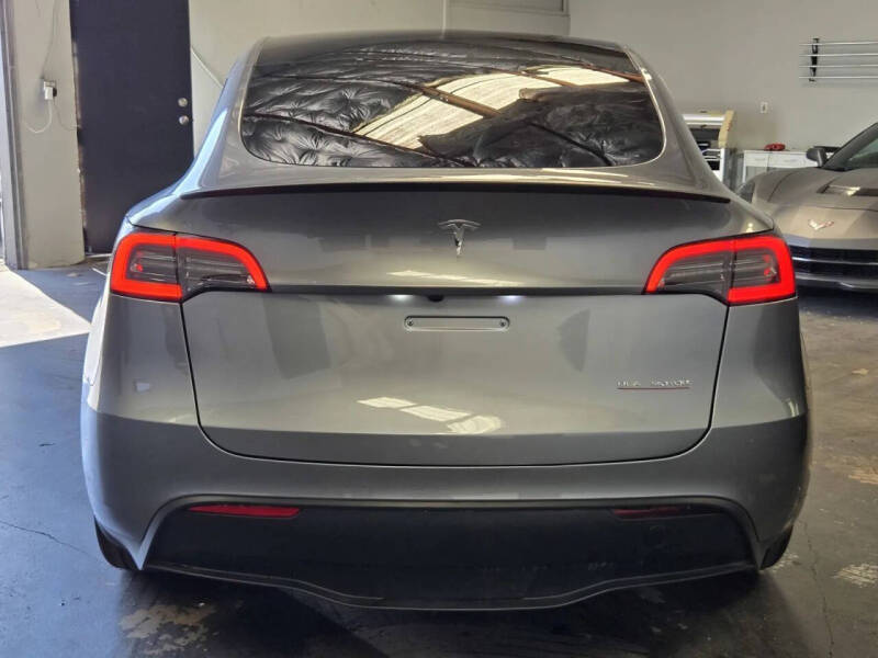 2024 Tesla Model Y Performance