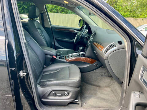 2012 Audi Q5 3.2 quattro Premium Plus