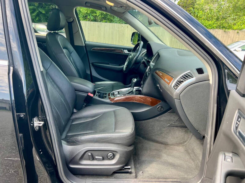 2012 Audi Q5 3.2 quattro Premium Plus