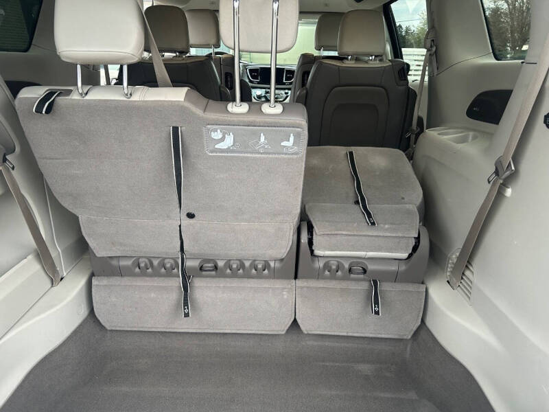 2018 Chrysler Pacifica Touring L Plus