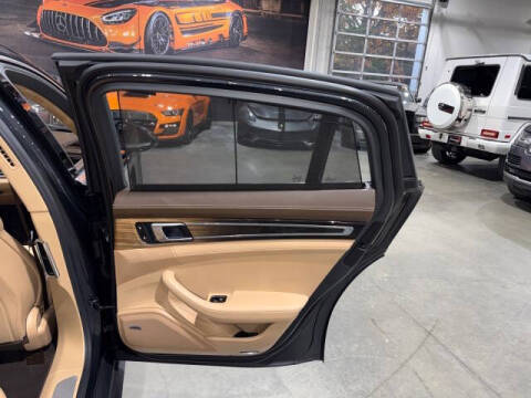 2017 Porsche Panamera Turbo