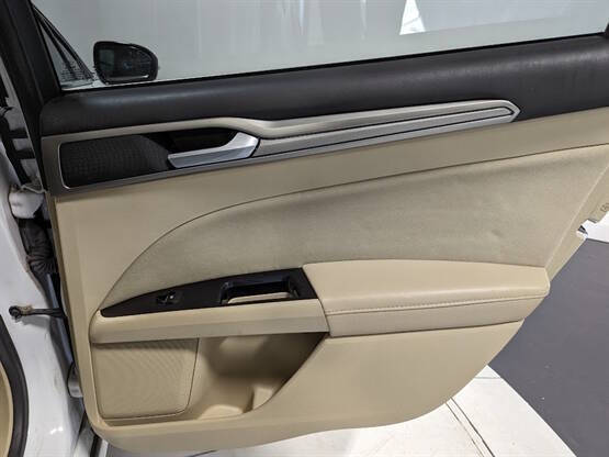 2014 Ford Fusion Hybrid SE