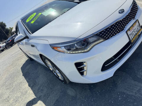 2017 Kia Optima SXL Turbo