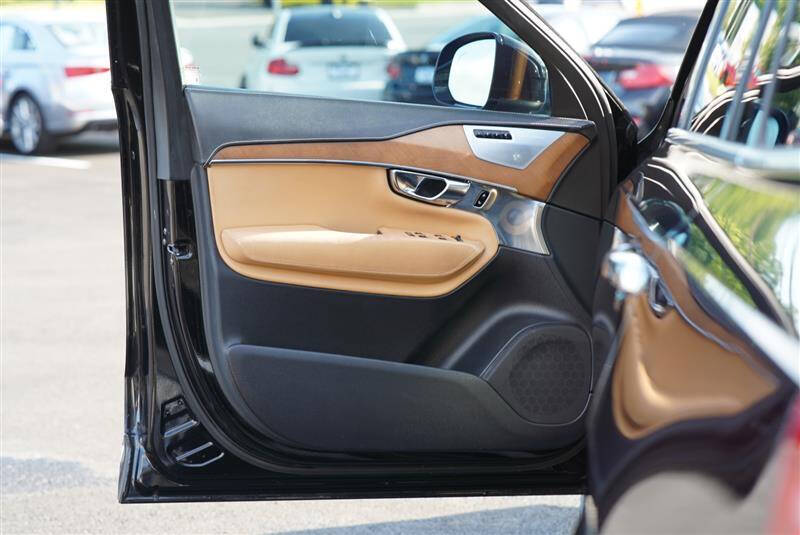 2016 Volvo XC90 T6 First Edition