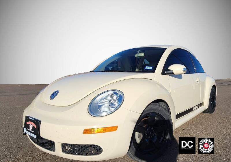 2009 Volkswagen New Beetle for sale at Bulldog Motor Company in Borger TX