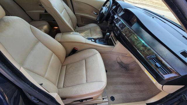 2004 BMW 5 Series 525i