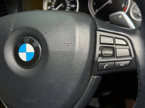 2016 BMW 5 Series 528i