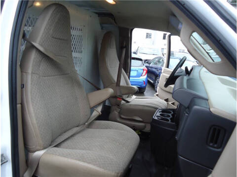 2017 Chevrolet Express 2500