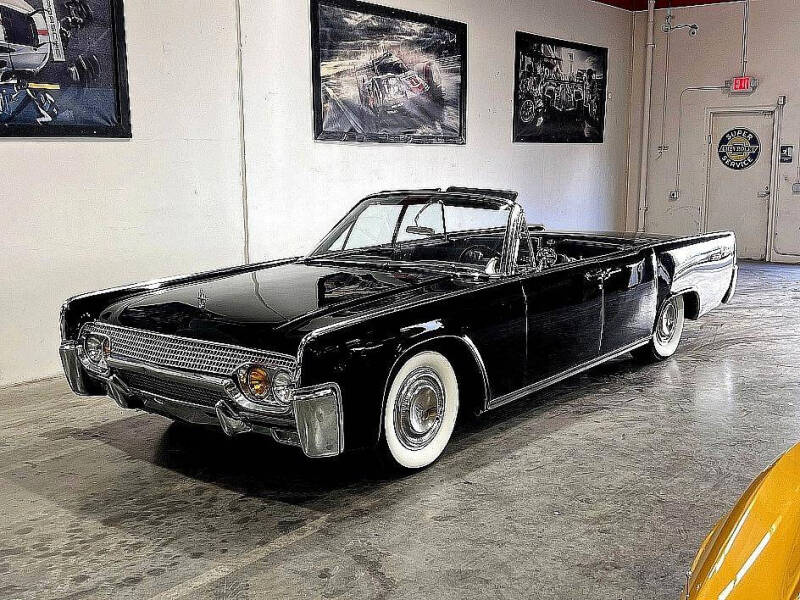 1961 Lincoln Continental