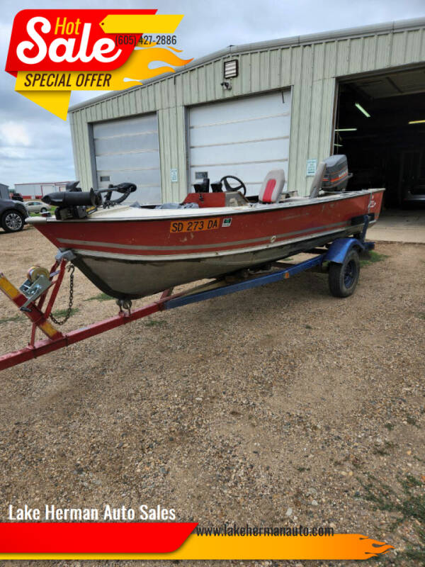 1983 LUND OPEN 16ft for sale at Lake Herman Auto Sales in Madison SD