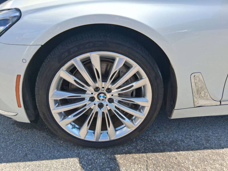 2016 BMW 7 Series 750i xDrive