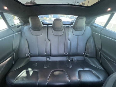 2015 Tesla Model S P85D