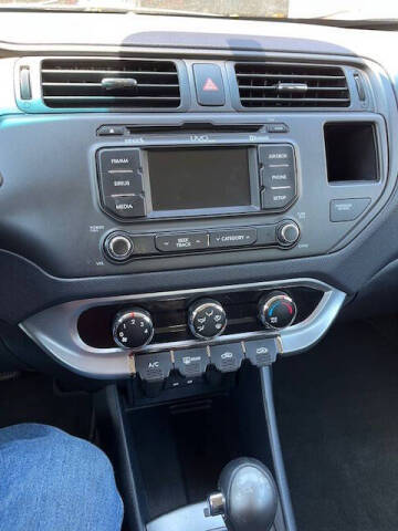 2012 Kia Rio 5-Door EX