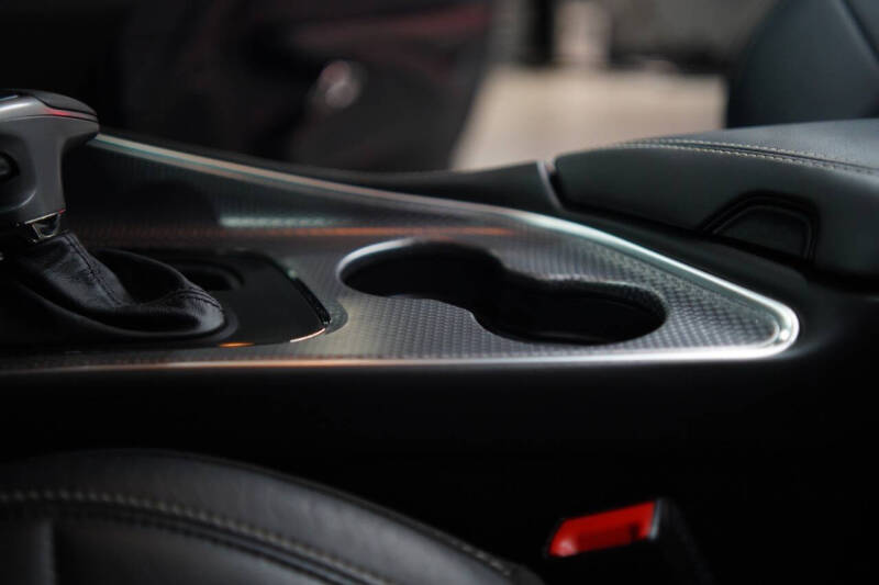 2015 Dodge Challenger SRT Hellcat