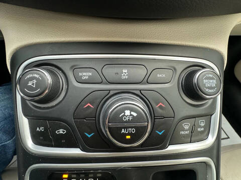 2016 Chrysler 200 Limited Platinum