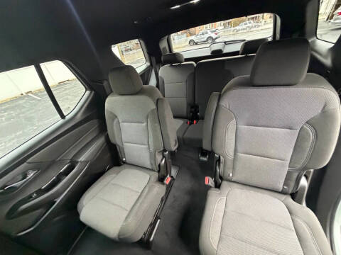 2022 Chevrolet Traverse LT