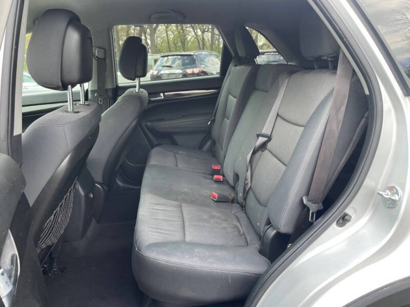 2012 Kia Sorento LX
