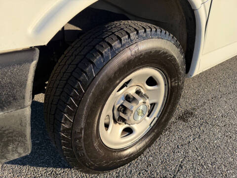 2021 Chevrolet Express 2500