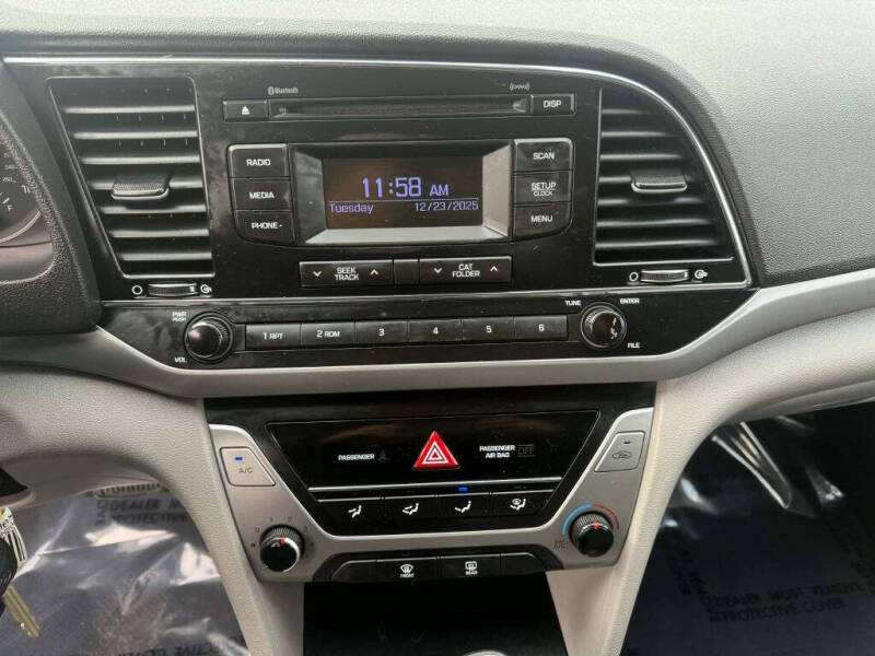 2017 Hyundai Elantra