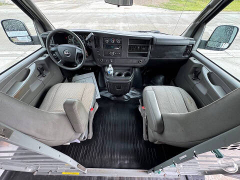 2014 GMC Savana 3500