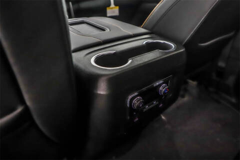 2024 GMC Yukon XL AT4