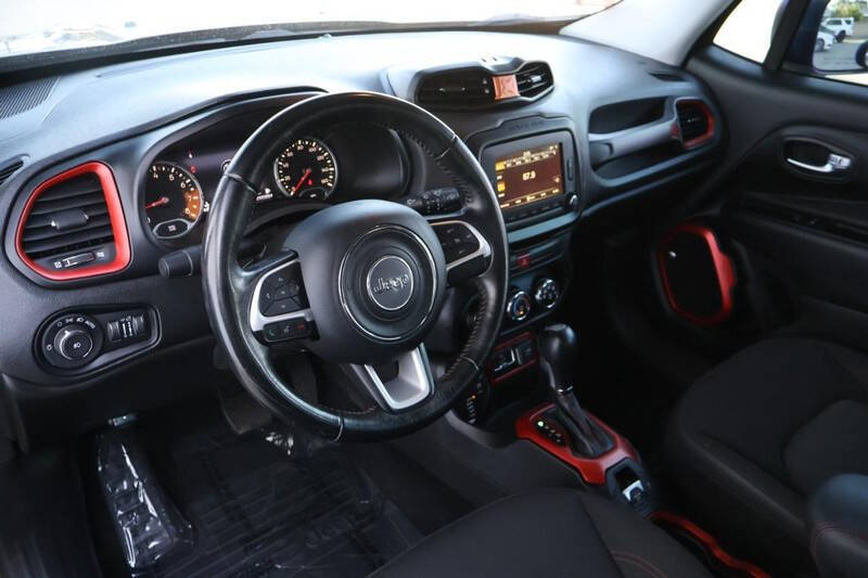 2017 Jeep Renegade Trailhawk