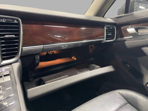 2011 Porsche Panamera