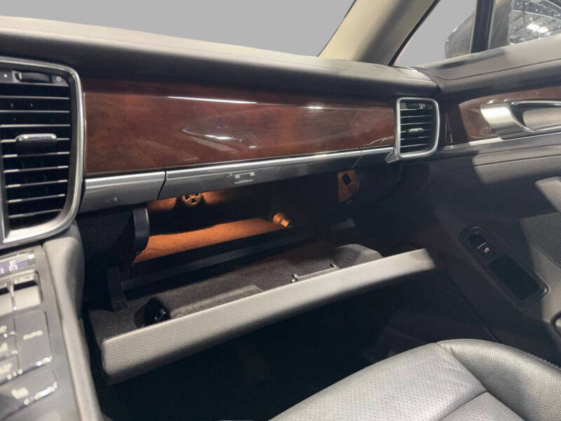 2011 Porsche Panamera