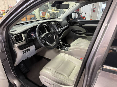 2017 Toyota Highlander XLE