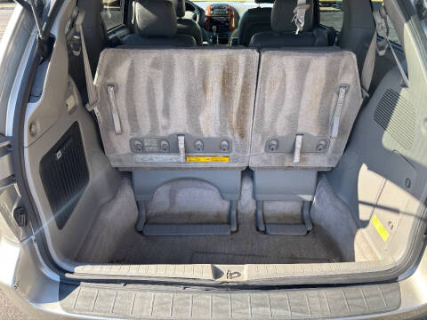 2007 Toyota Sienna XLE 7-Passenger