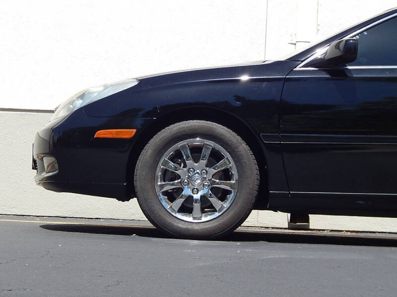 2004 Lexus ES 330