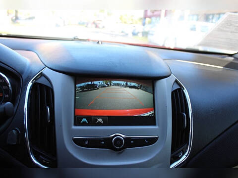 2018 Chevrolet Cruze LS Auto