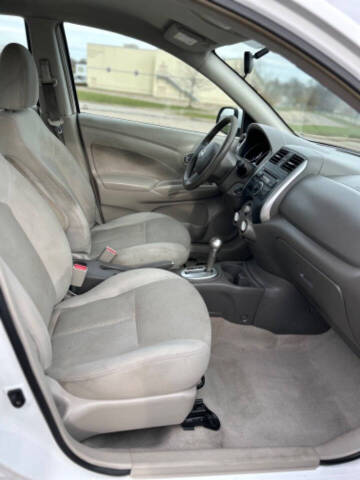 2014 Nissan Versa 1.6 SV