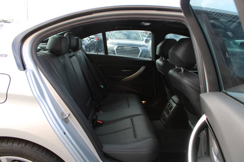 2018 BMW 3 Series 330e iPerformance