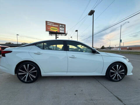 2019 Nissan Altima 2.5 SR