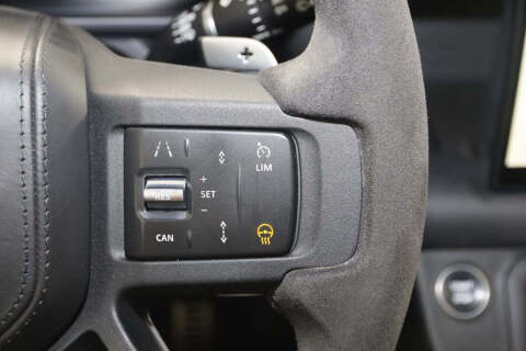 2023 Land Rover Defender 110 V8