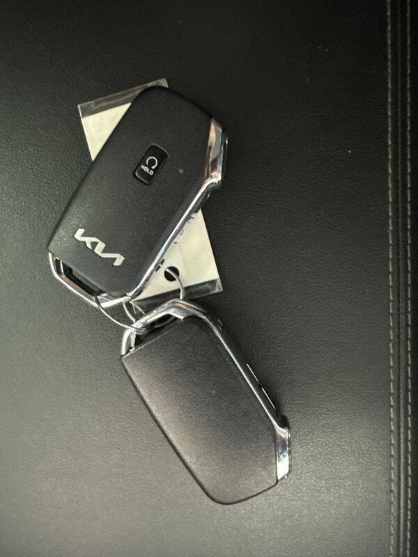 2022 Kia Sorento Hybrid S