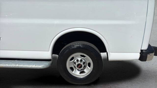2024 GMC Savana 2500
