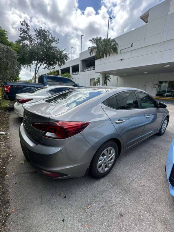 2020 Hyundai Elantra
