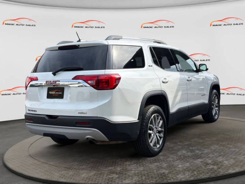 2019 GMC Acadia SLE-2