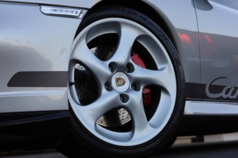 2004 Porsche 911 Carrera 4S