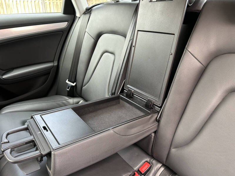 2010 Audi A4 2.0T quattro Prestige