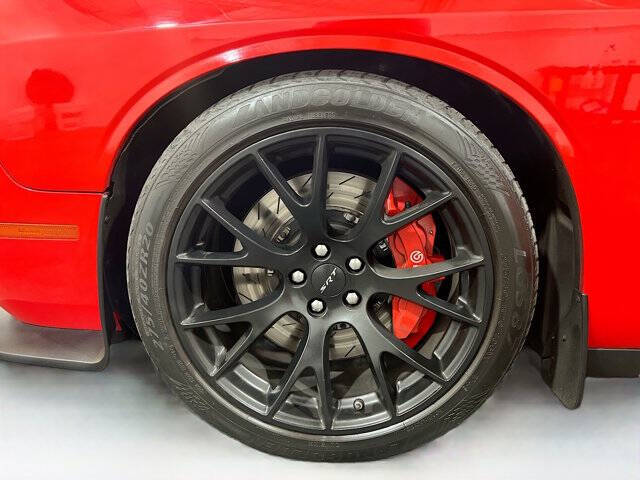 2015 Dodge Challenger SRT Hellcat