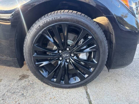 2017 Infiniti Q70L 3.7