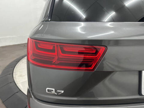 2018 Audi Q7 2.0T quattro Premium Plus