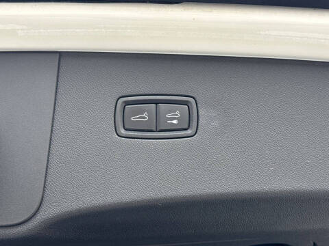 2022 Porsche Cayenne Coupe Platinum Edition