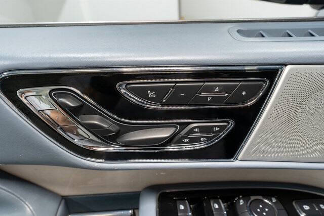 2019 Lincoln Navigator L Black Label