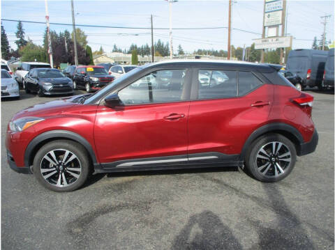 2019 Nissan Kicks SR