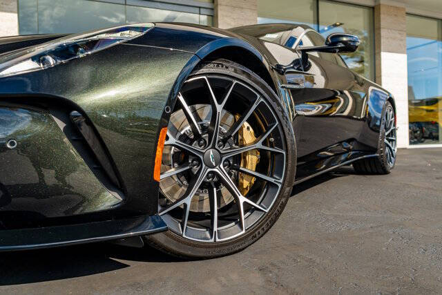 2025 Aston Martin Vantage