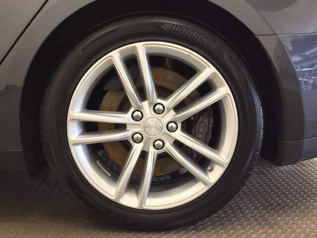 2015 Tesla Model S 70